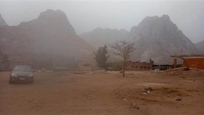 تساقط الأمطار بسانت كاترين.. وجنوب سيناء ترفع الطوارئ | صور
