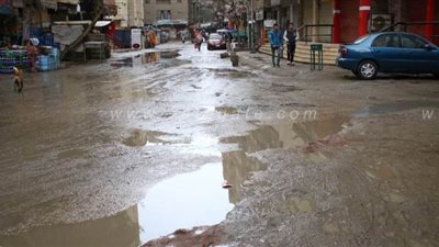 الشوارع خالية من المواطنين بسبب حالة الطقس السيء | فيديو