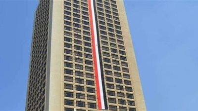 القنصلية العامة بجدة تعلن طرق عودة المصريين العالقين في السعودية