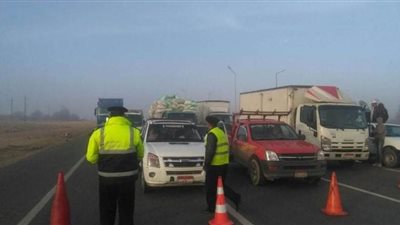 إغلاق 3 طرق رئيسية بمحافظة البحر اﻷحمر بسبب عاصفة التنين