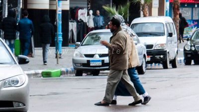 25 صورة ترصد شوارع مطروح «غيوم وأمطار ورياح متوسطة»