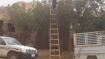 7 مولدات كهرباء لعودة التيار لمركز باريس بالوادى الجديد بعد سقوط 27 برجا