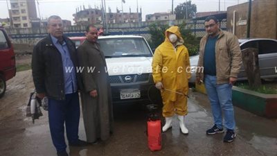 الأمطار لا تمنع مواجهة فيروس كورونا.. استمرار عمليات التعقيم بالقليوبية