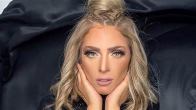 ريم البارودي تهنئ وفاء عامر على مسلسل 