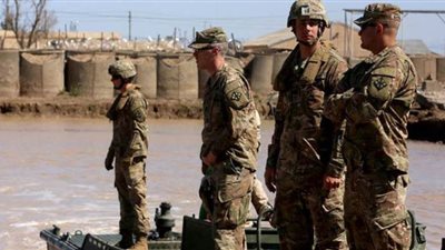 الجيش الأمريكي: جماعة شيعية وراء الهجوم علي القاعدة العسكرية بالعراق