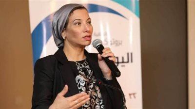 بعد بيان الأرصاد الجوية.. البيئة تخصص خطا ساخنا ورقم واتس آب لتلقي الشكاوى