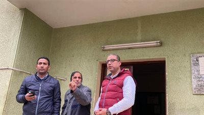 محافظ الفيوم يحيل رئيس وحدة محلية للنيابة الإدارية لتقصيره في العمل