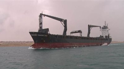 تعليق الملاحة جنوبا في قناة السويس.. وعبور 22 سفينة من اتجاه الشمال