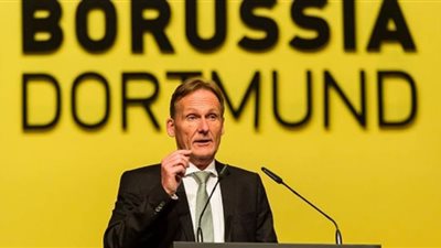 رئيس بوروسيا دورتموند عن كورونا: نعيش أكبر أزمة في التاريخ