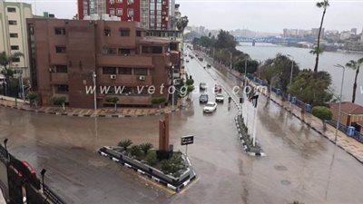 تحسن نسبي في حالة الطقس ورفع مياه الأمطار من شوارع الدقهلية | صور
