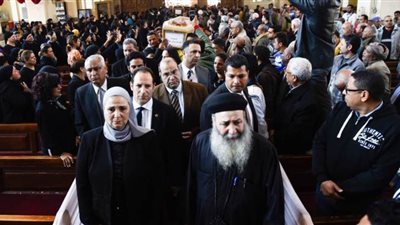 نيفين القباج تتقدم جنازة ضحايا حادث 