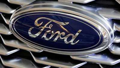 فورد تتجاهل الانتقادات وتستمر في اختبارات سيارتها | فيديو