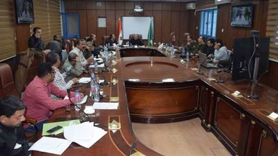 إغلاق طريق الصعيد الشرقي اتجاه الجيزة لسوء الأحوال الجوية