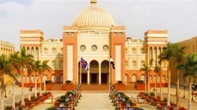 الجامعة البريطانية: الدراسة مستمرة بشكل طبيعي عبر الإنترنت