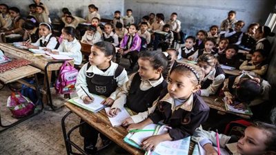 خبير تربوي يقترح 3 حلول لتعويض طلاب المدارس عن فترة تعليق الدراسة