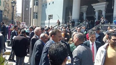 إقبال كبير محاميي المنيا على لجان التصويت لانتخاب نقيب المحامين