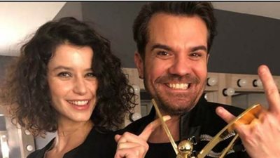 بيرين سات تضع نفسها وزوجها بالحجر الصحي المنزلي بعد رحلة بريطانيا