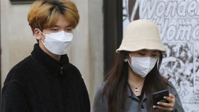 صحيفة عبرية: آلاف الإسرائيليين يعيشون في رعب بسبب كورونا