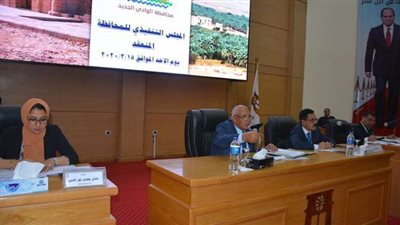 الوادى الجديد توفر 5 مخابز متنقلة للقرى المتضررة من الطقس السيئ