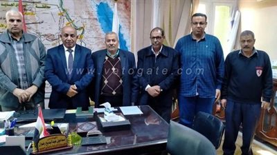 وفد من الإدارة المركزية للتعاون الزراعي يزور الوادي الجديد