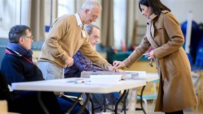 انتخابات الموت.. فرنسا تتحدى كورونا وتصوت لاختيار رؤساء البلديات| فيديو