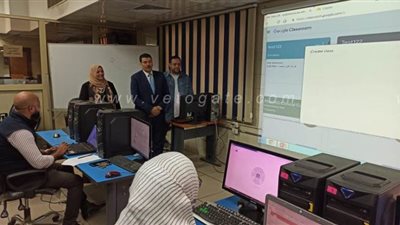 بدء فعاليات التعليم عن بعد بصيدلة عين شمس | صور