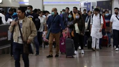 الإمارات ترصد 12 إصابة جديدة بفيروس كورونا