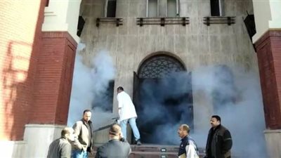 تطهير وتعقيم مبنى إدارة جامعة الإسكندرية بسبب كورونا