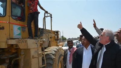 محافظ جنوب سيناء يتفقد آثار السيول برأس سدر ويتابع حصر المتضررين | صور