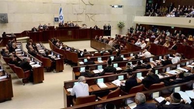 نواب الكنيست يؤدون القسم على دفعات بسبب مخاوف عدوى كورونا