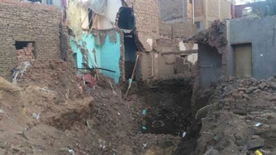 انهيار منزل بقرية تل الزوكى بسوهاج