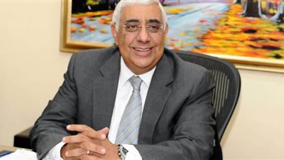 المصرف المتحد يطرح البطاقات اللا تلامسية للعملاء بجميع فروعه 64