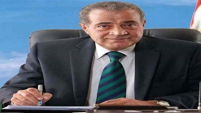 للمرة الثانية.. توزيع ١٠ أطنان سلع  و ٢٠ ألف رغيف خبز بالصف