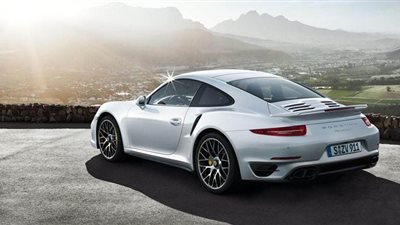 مميزات سيارة بورش  للـ911 تيربو S | فيديو