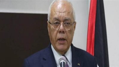 وفاة أمين عام الرئاسة الفلسطينية في القاهرة