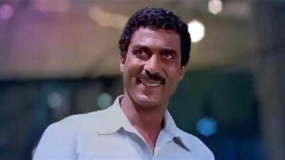 تعرف على المخرجة مكتشفة الفنان أحمد زكي | فيديو