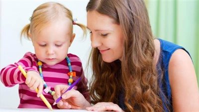 كيف تستفيد من فيروس كورونا كحدث تربوي لأبنائك؟.. أخصائي أسري يجيب