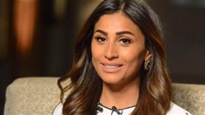 ‎نسرين الإمام تحتفل بعيد ميلاد دينا الشربيني بطريقتها الخاصة 