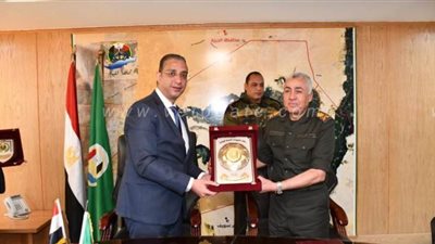 بروتوكول تعاون لتنفيذ تطوير ٦ مناطق غير مخططة في الفيوم