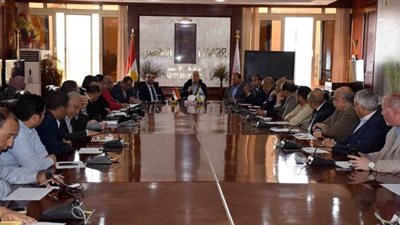 محافظ الأقصر يمنع العاملين بالفنادق من المغادرة لحين خضوعهم للفحص الطبي