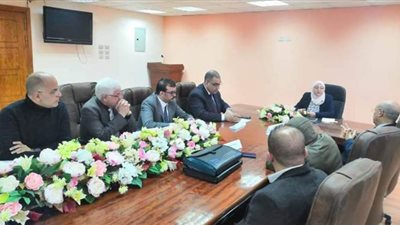 نائب محافظ القاهرة تناقش مديونية جمعية 