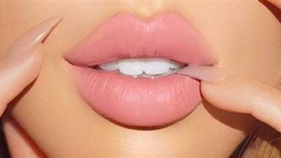 فيلر الشفايف.. عندما يكون الحقن وسيلة لزيادة الأنوثة والجمال عند النساء