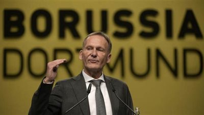 المدير التنفيذي لـ بوروسيا دورتموند يتنازل عن جزء من راتبه بسبب كورونا