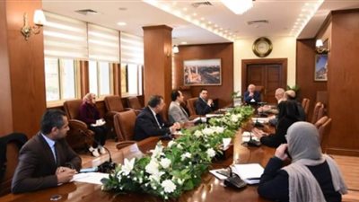 بورسعيد تشكل لجنة وغرفة عمليات لإدارة أزمة تداعيات كورونا