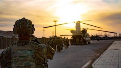 التحالف الدولي ينسحب من قاعدة القائم العراقية | صور