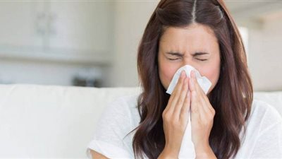 عالم جينات: رشح الأنف الفيصل في الإصابة بكورونا.. والنفس يحمل الفيروس | فيديو