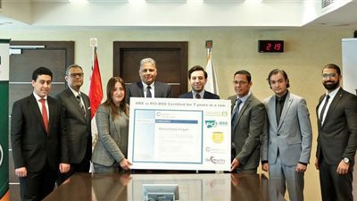الأهلي المصري يحتفظ  بشهادة التوافق مع معاییر متطلبات هيئتي الفيزا والماستر كارد العالمیة PCI DSS