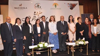 مؤسسة ساويرس للتنمية تعلق حضور موظفيها لمدة 15 يوما لمكافحة فيروس كورونا