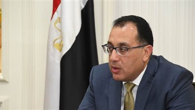 بدء تفعيل قرار رئيس الوزراء بإغلاق المطاعم والمقاهي والأندية من ٧ مساء