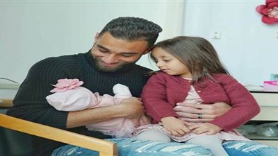 عمرو السولية يرزق بمولودته الثانية 